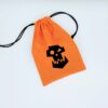 Bourse à dés orange avec flex thermocollant Ork noir fermée