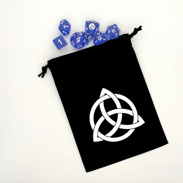 Bourse à dés plate noire - motif nœud celtique Triquetra avec un set de dés de jeux de rôle Dragons
