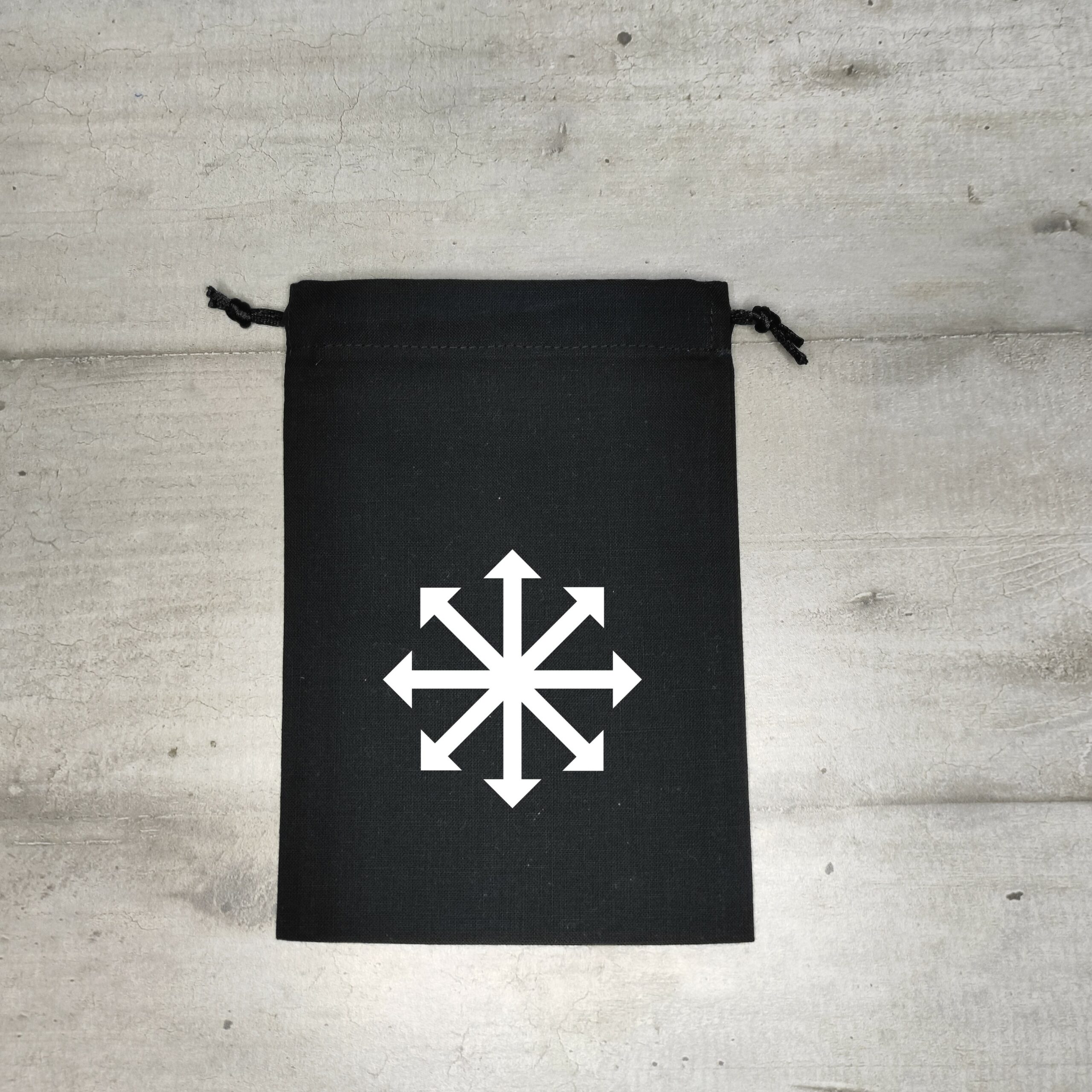 Bourse à dés plate noire - motif étoile du chaos "Space marines" blanc