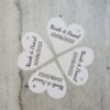 4 étiquettes en papier en forme de cœur