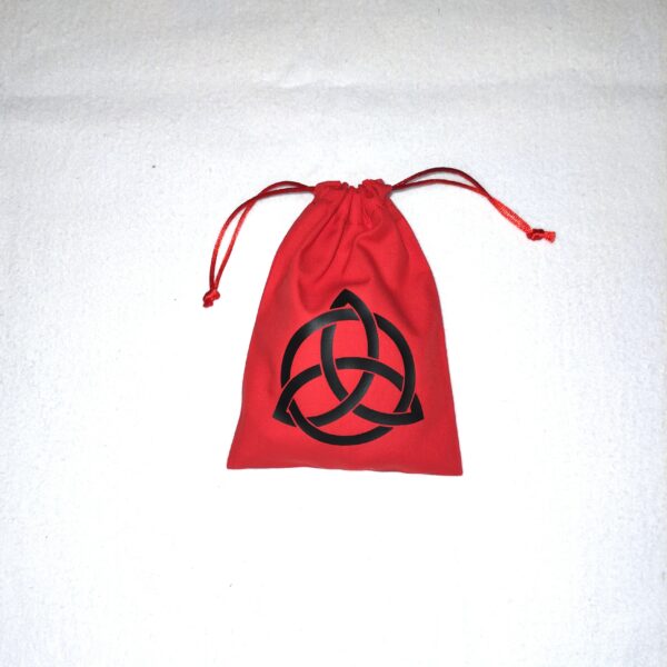 Bourse à dés plate rouge - motif nœud celtique Triquetra