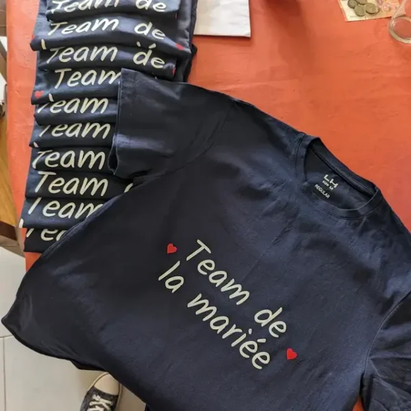 T-shirts avec flex thermocollant spécial mariage EVJF "Team de la mariée" 11 T-shirts avec flex thermocollant pour flocage Teeshirt spécial mariage EVJF "Team de la mariée"