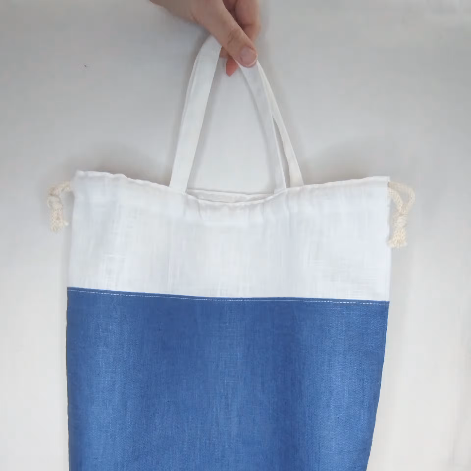 sac à pain rond bicolore bleu et écru