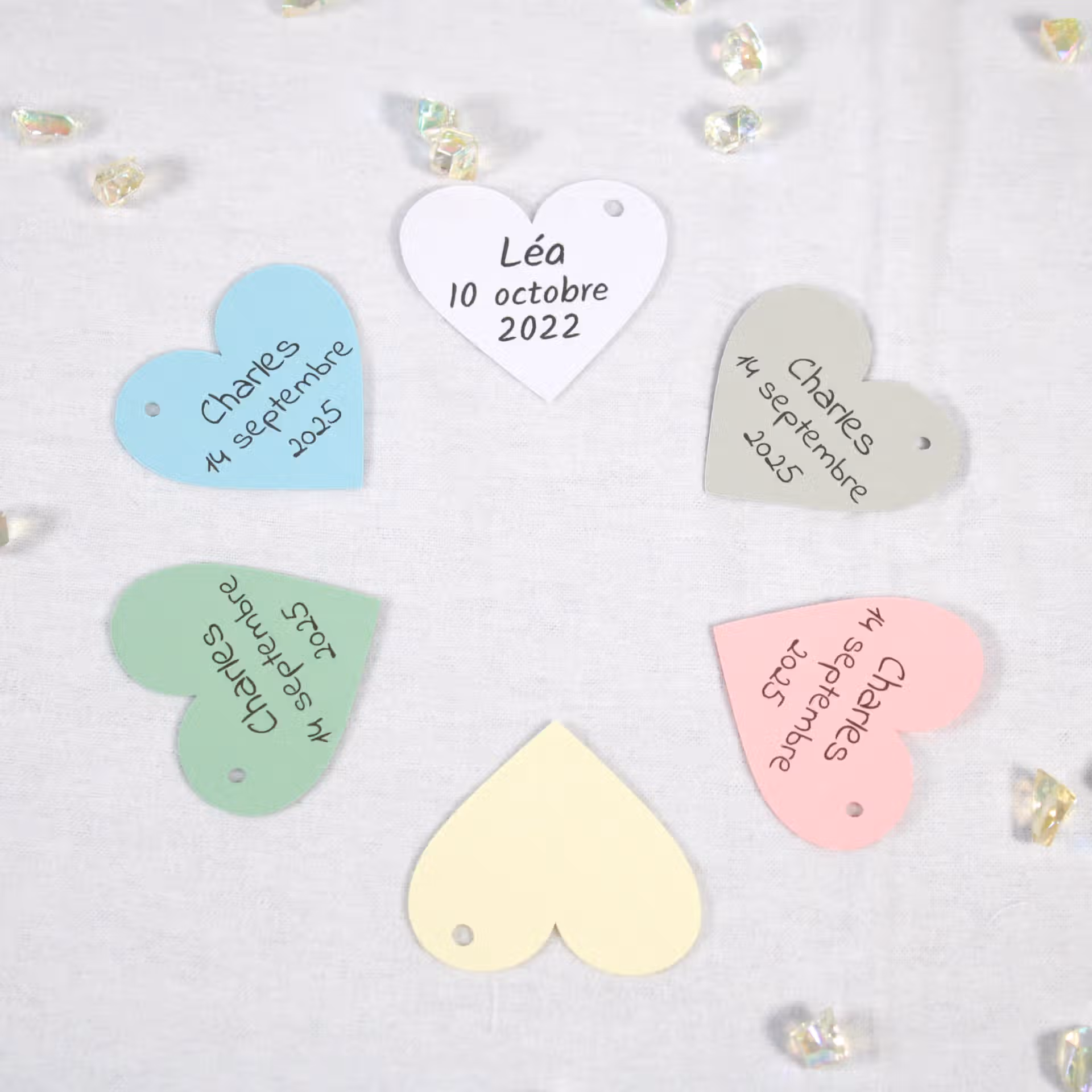 étiquettes papier coeur Lot de 20 Etiquettes cœur en papier, perforées et personnalisées
