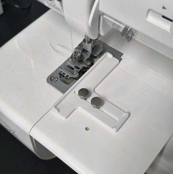 IMG_20251019_133532-EDIT Guide de couture pour recouvreuse