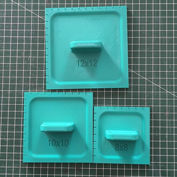 Gabarit de découpe carré avec poignée