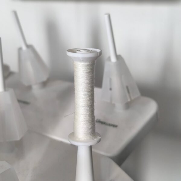 IMG_20251025_130503-EDIT Bobines vides pour fil à coudre - à remplir