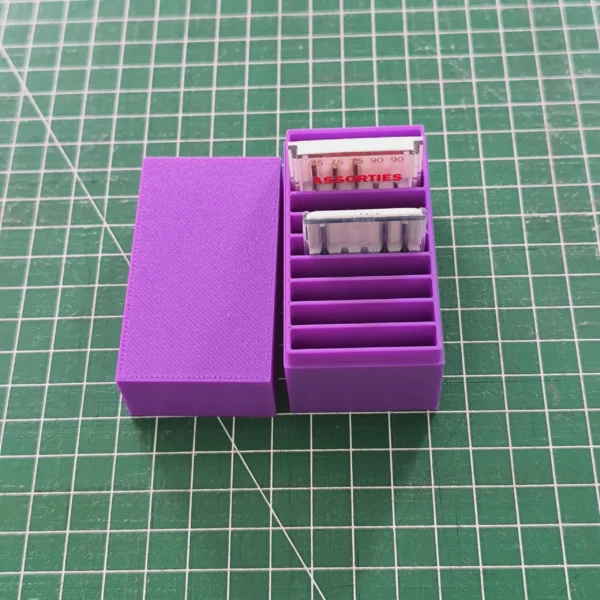 Boîte de rangement avec couvercle pour étui d'aiguilles